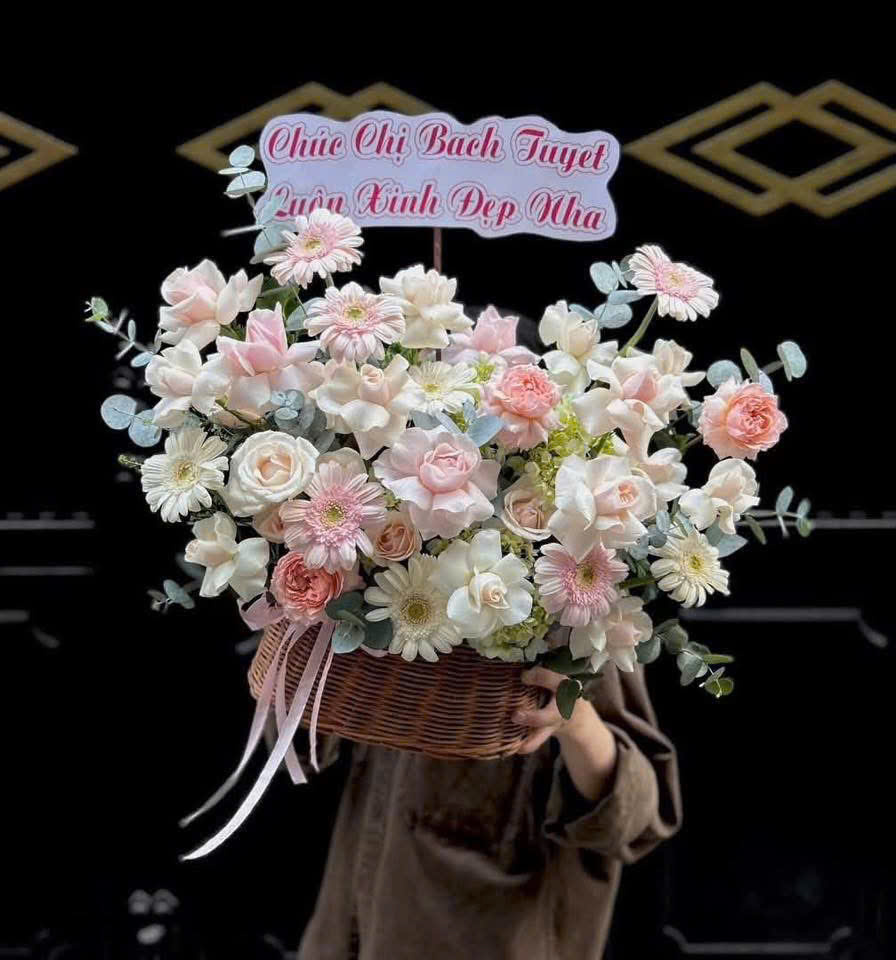 Giỏ hoa G033