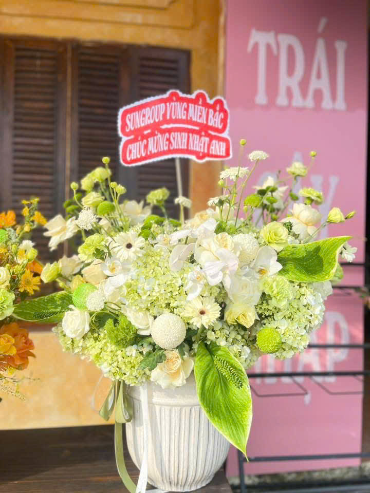 Giỏ hoa G049